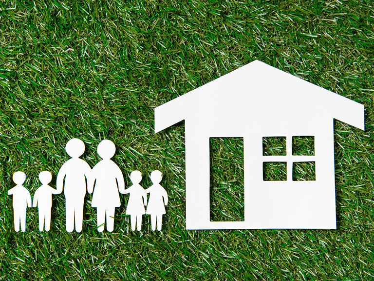 Социальная выплата многодетным семьям на улучшение жилищных условий.