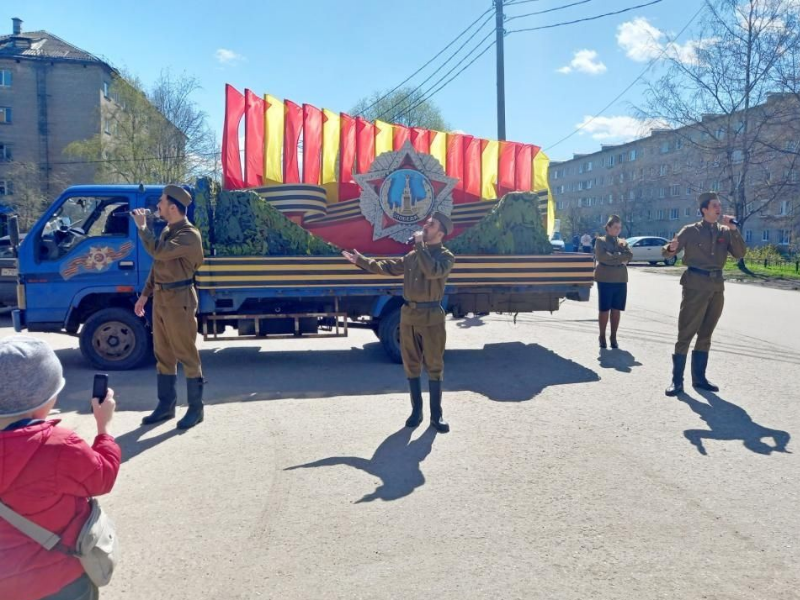 «Фронтовая бригада» поздравит ветеранов с Днём Победы.