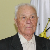 Попов Александр Петрович.