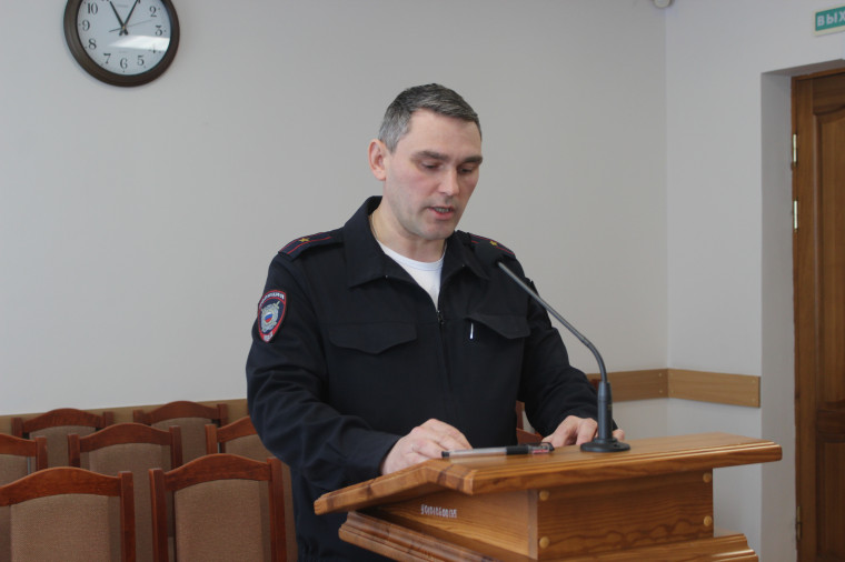Мэр Александр Розбаум провел совместное заседание антитеррористической комиссии и городской межведомственной комиссии по профилактике правонарушений.