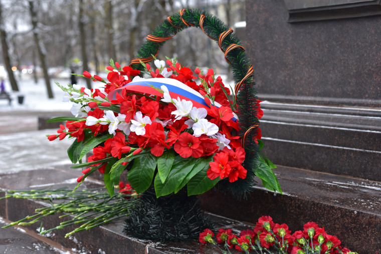 В Великом Новгороде почтили память Героев Отечества.