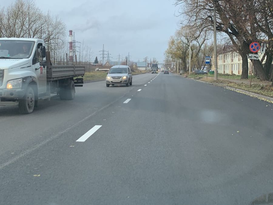 Национальный проект &quot;Безопасные качественные дороги&quot;: подрядчик завершил ремонт основного хода участка Сырковского шоссе.